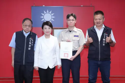 分秒必爭挺身救人　台中替代役獲頒獎表揚