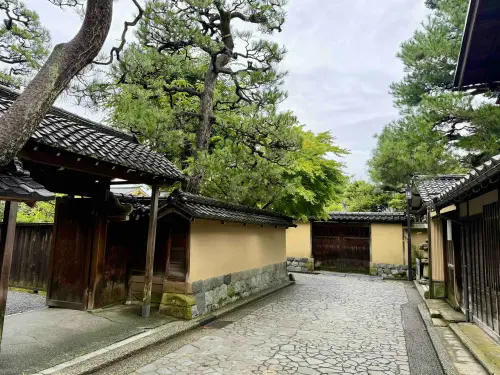 ▲走訪保存完善的武士文化聚落「長町武家屋敷」。（圖／記者蕭涵云攝）