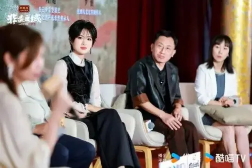 全家出逃傳言才瘋傳「任正非小女兒現身了」！姚安娜北京公開亮相
