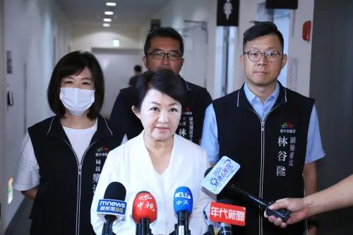 蔣萬安妻小遭出征盧秀燕力挺！反嗆沒格調：攻擊方式很像大罷免
