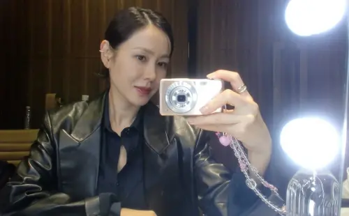 45歲孫藝真懷二胎？穿連身裙被捕捉肚子凸起　粉一看照片全傻眼