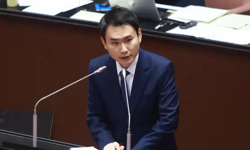Legislator Chen speaks at the Legislative Yuan. (TCN)