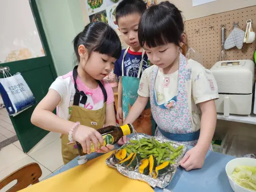 午餐變身食育教材 四季藝術幼兒園教孩子看懂均衡飲食