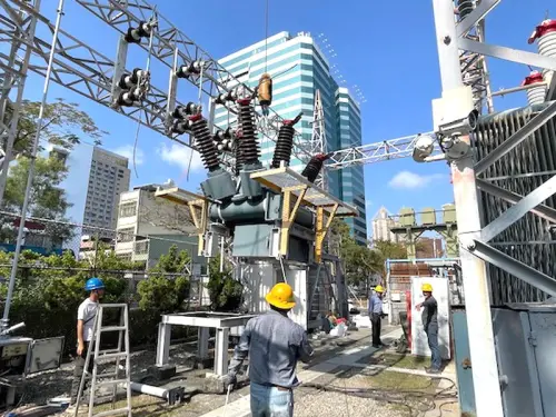 ▲高雄區營業處攜手鳳山區營業處強化精進高雄地區設備升級及線路自動化。(圖／台電公司高雄區營業處提供)