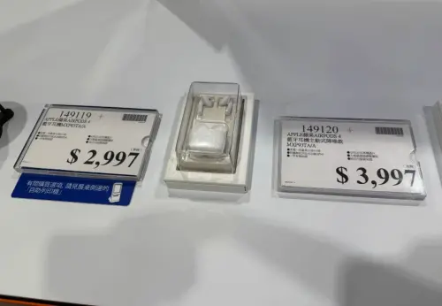 ▲好市多AirPods 4出清大降價，基本款從4490元降到2997元、降噪版從5990元降到3997元，全部都是打65折以上。（圖/Threads）