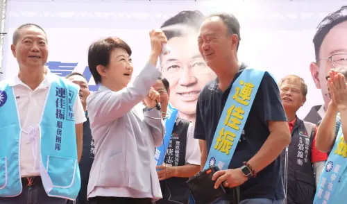 韓國瑜「噴我、噴我」經典再現！盧秀燕助選秘密神器重出江湖