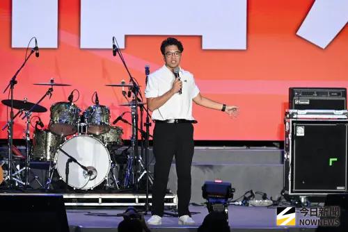 藍猛攻沈伯洋反毒舊文！柯文哲10年前也主張：毒癮是病人