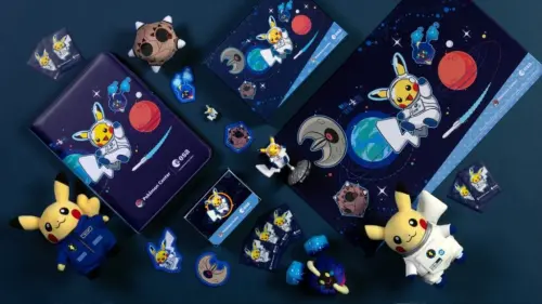 ▲《Pokémon GO》與ESA合作推出太空主題周邊，包含太空飛行員皮卡丘相關商品。（圖／翻攝自Pokémon GO Hub）