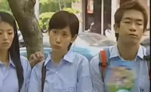 ▲林利霏（中）因在《麻辣鮮師》中出演「Gina」一角，而成功打開知名度。（圖／翻攝自麻辣鮮師）