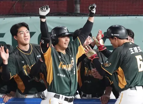 影／睽違23年！永田颯太郎敲生涯首轟　成中職第7位開轟日籍打者