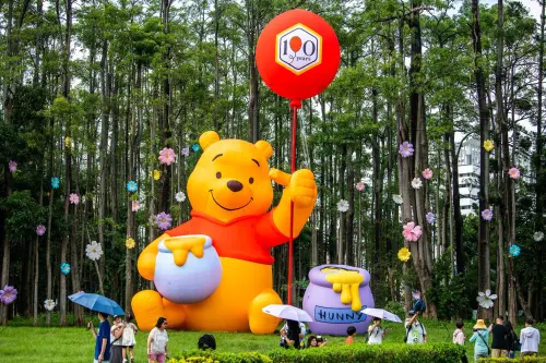 ▲「2026嘉義市光織影舞-光影藝術展」將於9月25日登場，今年以迪士尼經典故事《小熊維尼》100週年為主題。（圖／嘉義市府提供）