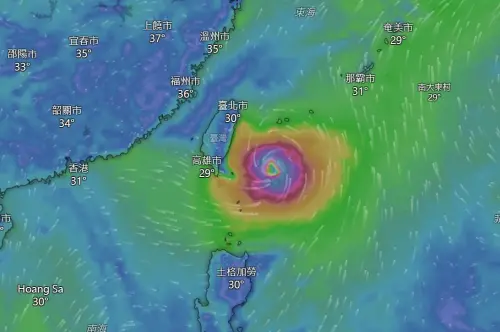 ▲颱風舒力基路徑撲朔迷離（圖／截自ＷＩＮＤＹ．ＣＯＭ）