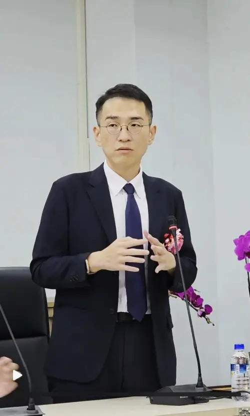 ▲漁會總幹事楊孟凡表示，攤商的踴躍回應，讓漁會對後續進駐作業更有信心。（圖／高雄區漁會提供）