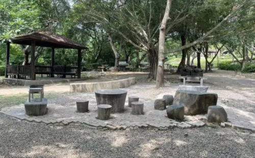 ▲台中市清水區的鰲峰山公園烤肉區。（圖／台中市政府）