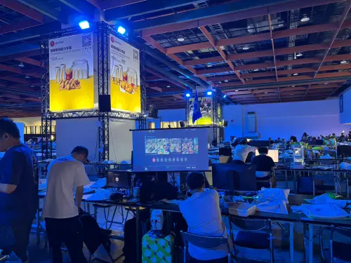 ▲「LAN Party、BYOC」最直觀的理解，就是把各自的電腦設備帶進場交流。（圖／記者張志浩攝）