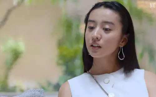 ▲木村光希劇中隆鼻時意外失明。（圖／翻攝自IG@netflixjp）