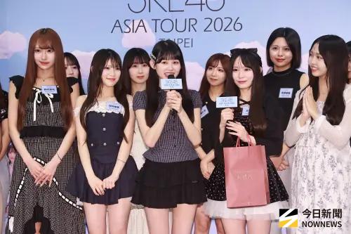 ▲TPE48林于馨（中）特地前來送月餅給SKE48嚐鮮。（圖／記者葉政勳攝）