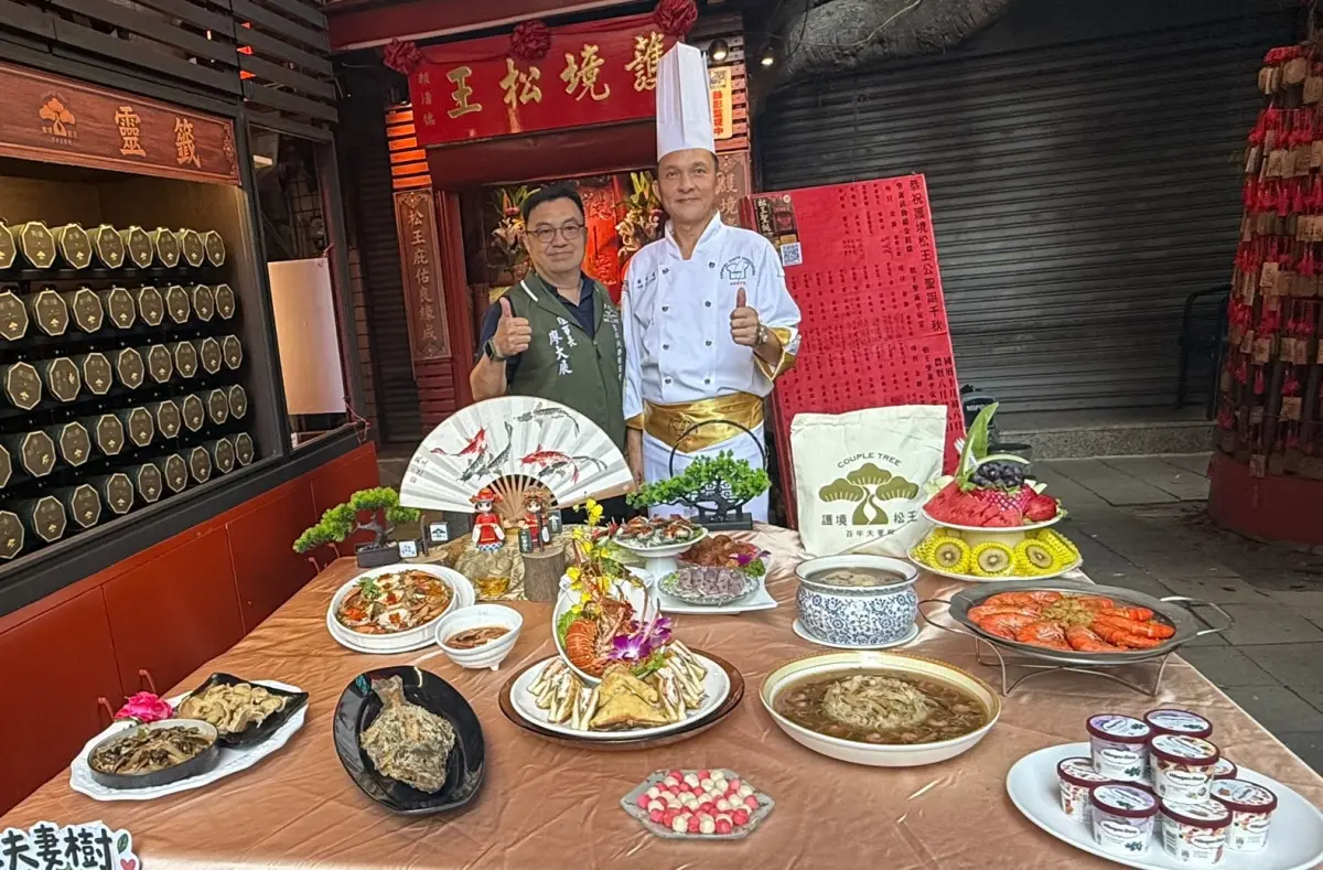 ▲ 這次平安宴特別聘請台南四季辦桌名廚蔡瑞龍「阿龍師」掌廚。（圖／翻攝畫面）