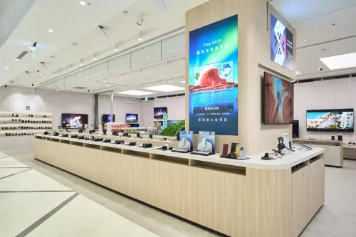 ▲全系列音樂商品展區集結 Sony 全系列耳機、Walkman數位隨身聽、黑膠唱盤及藍牙喇叭等產品自由試聽。（圖／台灣索尼股份有限公司提供）