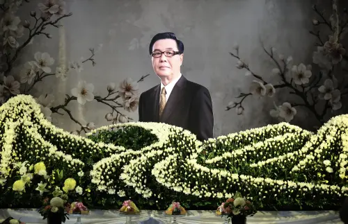 ▲龐祥麟告別式9月26日在台北懷愛館舉行，現場氣氛肅穆，龐祥麟兒子龐雲徽現身告別式。（圖／記者嚴俊強攝影）