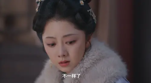 ▲譚松韻飾演的蘭香其實本來是沈家大小姐，因此她看到沈宅變成新的林宅，思緒超級複雜。（圖／翻攝自微博＠電視劇蘭香如故）