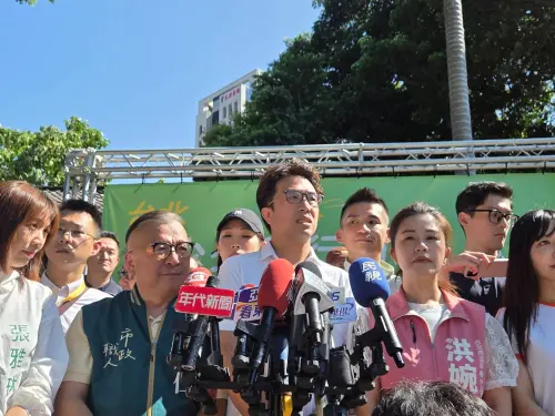 沈伯洋不挺《貍貓換太子》戲碼！矢板明夫致歉：暫停或延期演出