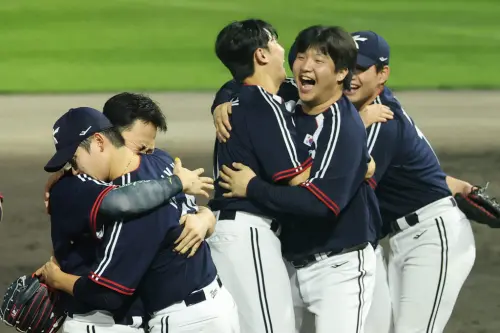 ▲2026年名古屋亞運棒球項目，韓國隊在金牌戰以3：1險勝日本隊，締造金牌5連霸，也取得「免役」資格。（圖／美聯社／達志影像）