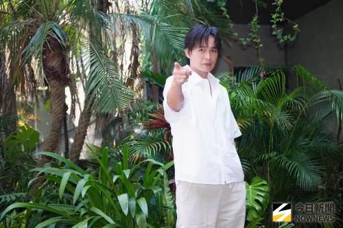 萁媽狂刷爆卡還討「終身俸」要領到死　黃鐙輝氣喊：看妳能活多久