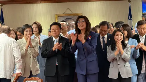 獨／藍白竹北撕破臉！鄭麗文下令：國民黨禁止幫邱臣遠站台