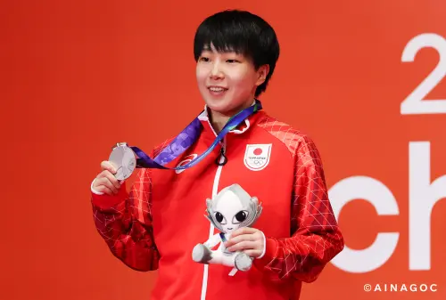 ▲前世界球后、現排名世界第三的山口茜，則以全場飛奔的靈活跑動、爆發力十足的進攻與不屈的韌性聞名。（圖／名古屋亞運提供）