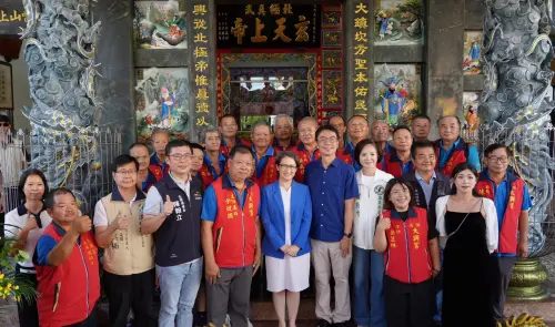 ▲副總統蕭美琴今天到南投名間鄉大興宮履行遲來的約定。（圖／翻攝陳翰立臉書，2026.09.29）