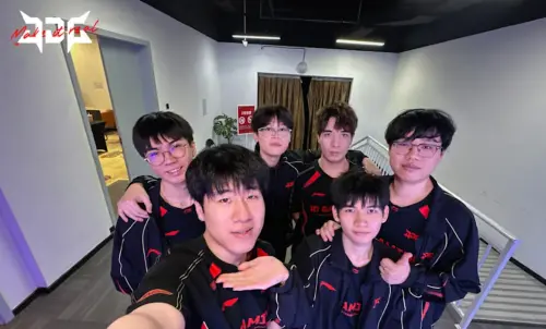 LOL／台灣雙雄HongQ、JunJia沒打德杯！JDG官方發聲：撞到亞運
