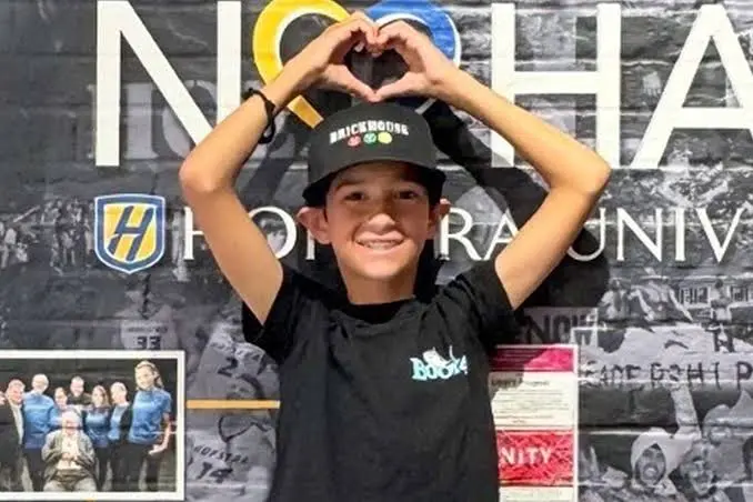 從血癌病床到NYU碩士班！13歲神童智商168抗癌又抗妥瑞逆襲人生