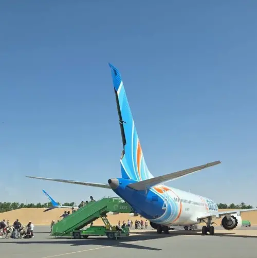 杜拜航空機師「駕駛艙內互毆」！飛機墜5千公尺　乘客衣沾滿血
