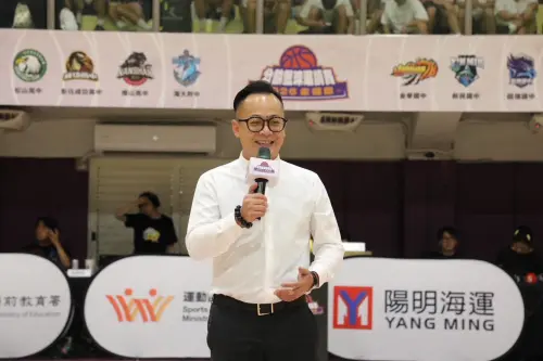 LINE好友數超車謝國樑！童子瑋揭2因素：雙總統加持、黃阿瑪吸睛