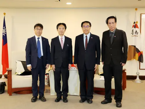 日本台灣交流協會高雄事務所新任所長福永護拜會黃偉哲
