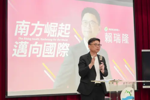 面對青年提問有問必答　賴瑞隆全國首推青年發展自治條例