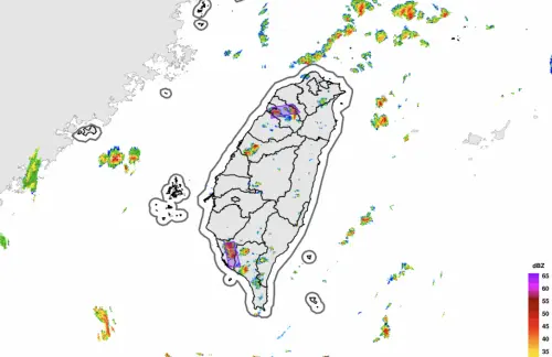 快訊／雨勢再增強！國家級警報響　桃園、高雄發布「大雷雨警戒」