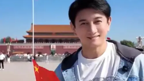 為何在天安門揮五星旗？吳奇隆才剛在中國開2間公司　當短劇老闆