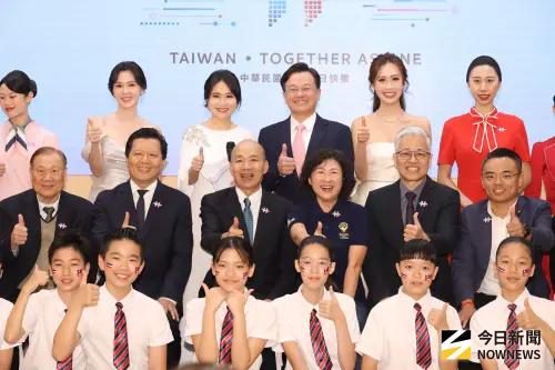 國慶大會亮點曝！黑鷹直升機衝總統府前　特搜隊「70呎空降救援」