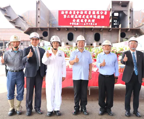 預祝建造案順利完成！台船辦海巡署第2艘高緯度遠洋巡護船安龍