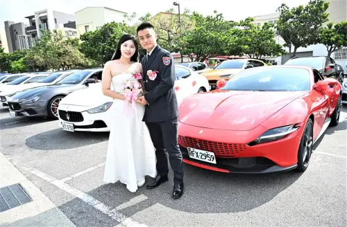 ▲彰化縣聯合婚禮，25輛夢幻超跑車隊迎娶(圖／民政處提供2026.10.3)