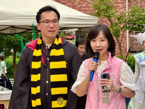 ▲郭昱晴強調，會繼續與林智鴻分進合擊，為客家鄉親的權利共同努力，也呼籲用選票力保林智鴻，守住綠營客家子弟在鳳山唯一關鍵一席。（圖／市議員林智鴻提供）