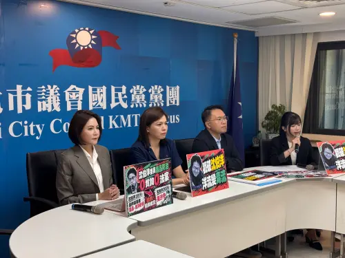 沈伯洋毒品論述挨轟　藍營秀機器人截圖：這程式熟悉嗎？
