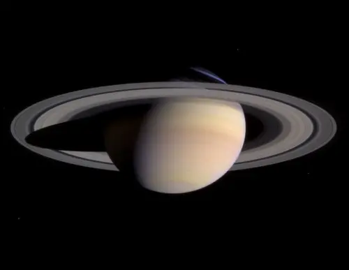 10月4日土星沖日降臨！「4生肖」事業運迎大翻轉　屬牛責任別全扛