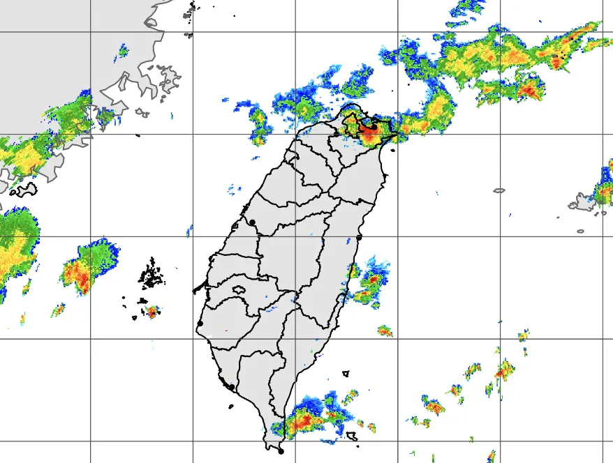 ▲東北季風搭配對流雲系發展，今（5）日一早就不斷有降雨回波掃進北台灣。（圖／中央氣象署cwa.gov.tw）