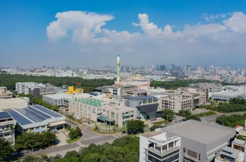 房市／AI掀搶廠潮　企業重金購廠瞄準「黃金20」