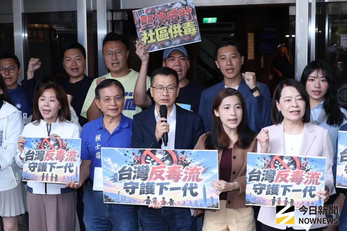 ▲ 國民黨立委羅智強召開反毒金剛車上路記者會。（圖/記者陳明安攝）