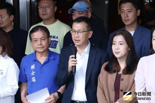 羅智強猛攻沈伯洋「發毒品」！媒體人罕見開罵：不聰明更不應該