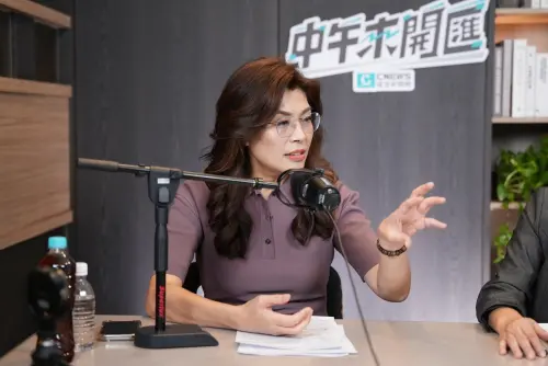 蔡康永現身沈伯洋競總遭中企出征　鄭麗文：龐大利益真的不要了？